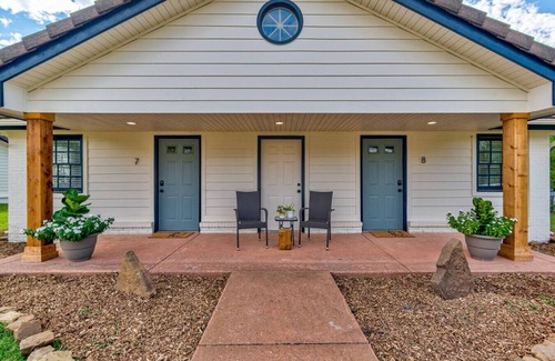 Ramona Cabin | Jarrett Farm Resort - Suite 7