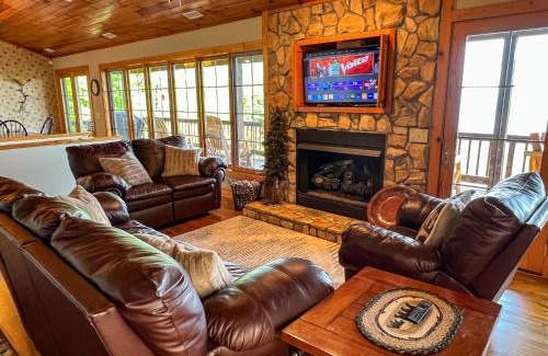 West Jefferson House | Jasmine Heights