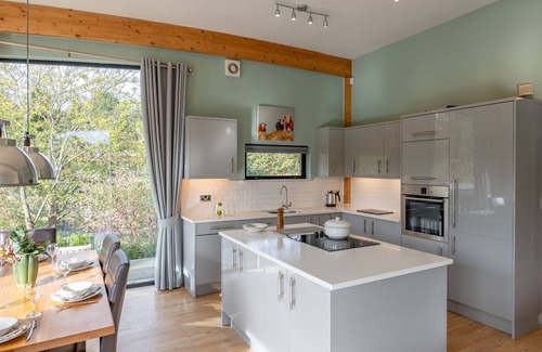 Richmond Cottage | Jasper - a lodge that sleeps 6 guests in 3 bedrooms