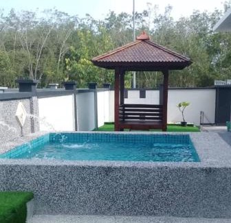 Sungai Menyala House | Jauzara Homestay Berkolam Renang