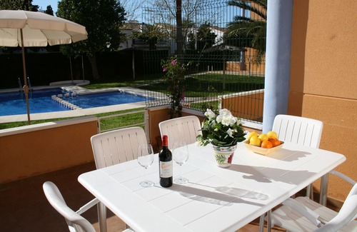 Javea Apartment | Javea, Cala Blanca,nBeautifully furnished, modern ground floor aptm by the pool.