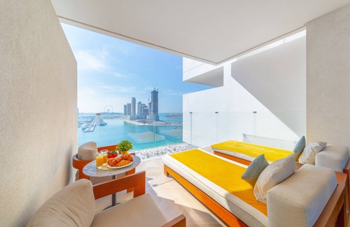 Palm Jumeirah Apartment | Jaw dropping 2BR Apt with Sea View at FIVE Palm