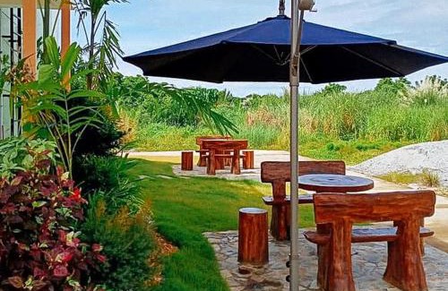 Morong Hotel | Jeanine's Travellers Inn by RedDoorz