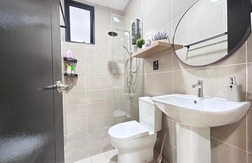 Kuching Apartment | Jeff and Ricky Homestay 68 @P Residence
