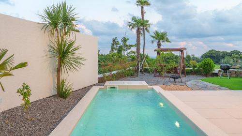 Pyoseon House | Jeju stay eden Dokche poolvila Pension