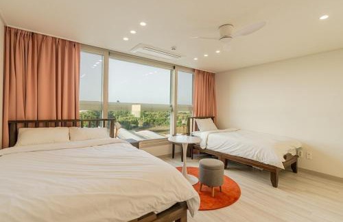 Aewol House | Jeju Stayra