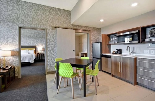 Jekyll Island Hotel | Jekyll Island Getaway! Ocean View, Outdoor Pool, Free Breakfast, Pet-friendly!
