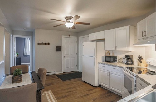 Weston Apartment | Jelinek Hideaway Unit 2
