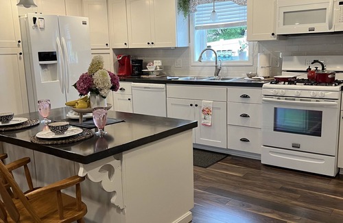 Dundee Apartment | Jemma’s Hideaway in Amish Country