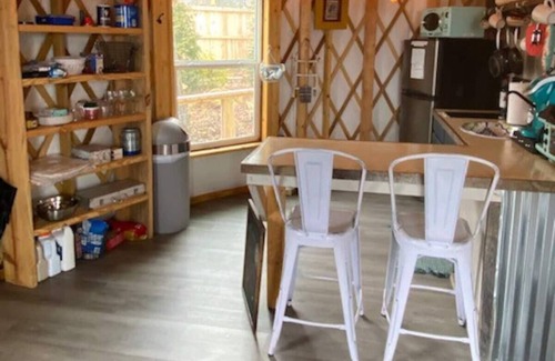 Fancy Gap House | Jenny's Yurt/Hot Tub By the BRPW, 3 Miles to I-77