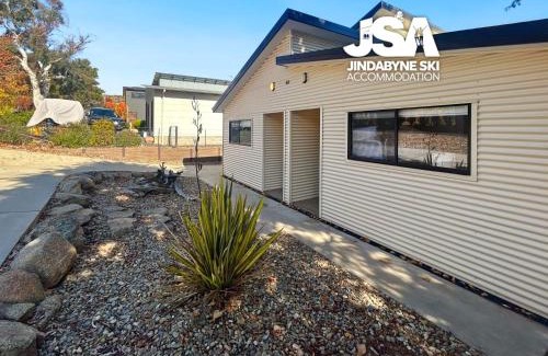 East Jindabyne House | Jerrara Escape Two