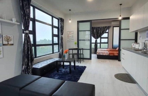 Kota Kinabalu Apartment | Jesselton Quay Corner Lot
