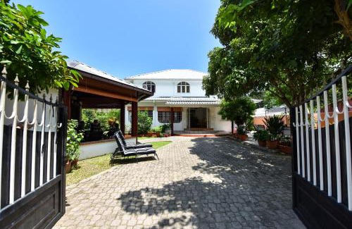 Beau Vallon Bed & Breakfast | Jessies Guest House Seychelles