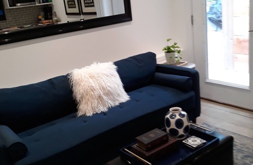 Alamo Apartment | JEWEL BOX APARTMENT, PRIVATE and SECLUDED