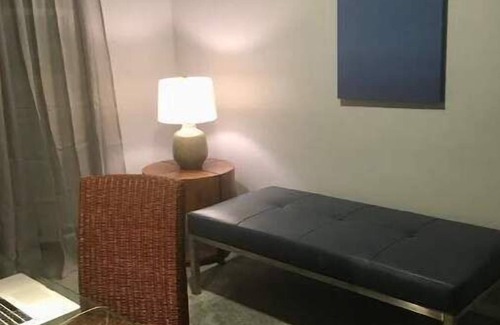 Near East Columbus House | Jewel in WoodPark 1632