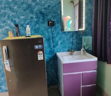 Kolkata Apartment | Jhilam Guest house