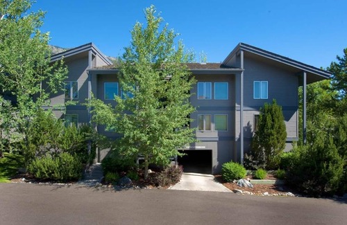 Teton Village Condo | JHRL - Slope-side Rendezvous D1 condo, steps from Hot tub
