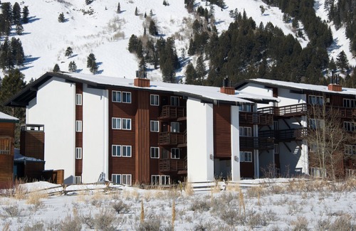 Teton Village Condo | JHRL - Tensleep A6 2-BDR Teton Village Condo