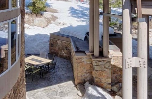 Teton Village House | JHRL - Tram Tower 3511 - Ski in, ski out with private hot tub and sauna