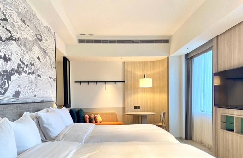 Shilin House | Jiantan Boutech Hotel