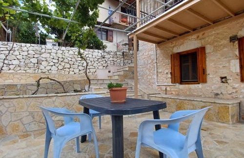 Katokhorion Apartment | Jimmy's Apartment Lefkada, Katochori