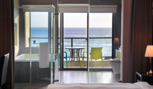 Sail Rock Beach House | Jing Guan Hotel