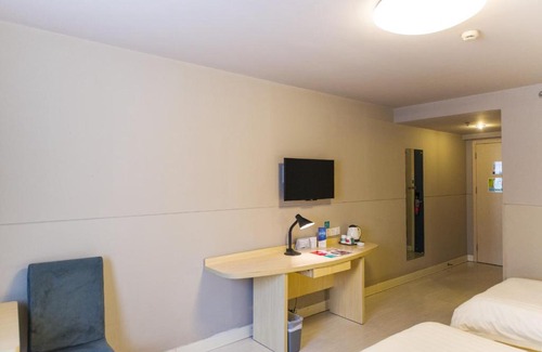 Yingzhou District Hotel | Jinjiang Inn Fuyang Yingshang Road