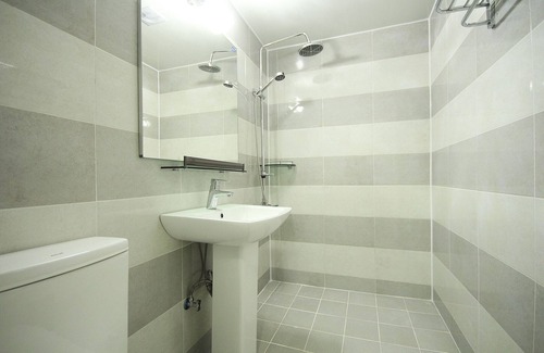 Chinju Hotel | Jinju Line