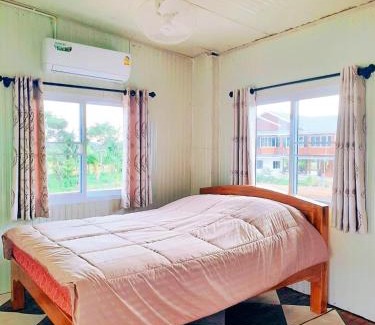 Lampang House | Jira Hotel เรือนรับรอง