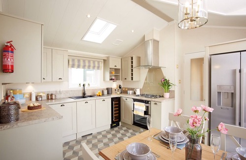 Allerthorpe Cabin | JJs Azelea Lodge With Private Luxury Hot Tub