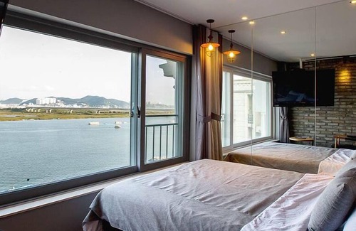 Gangseo District Hotel | JK Hotel