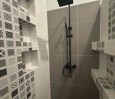 Hin Hong Apartment | JK House