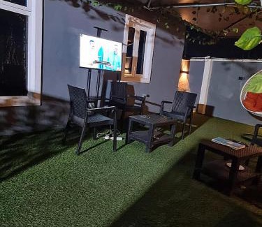 Ikotun Apartment | JKA 2-BEDROOM-Apt 24HRS POWER Unlimited WIFI , GARDEN PATIO AREA,FREE DAILY HOUSEKEEPING