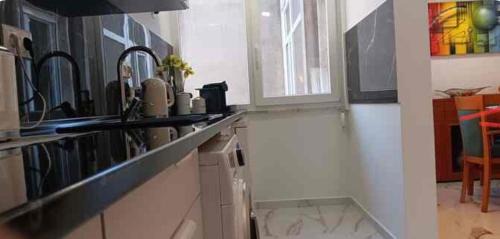 Parque das Nacoes House | Joana's room 2
