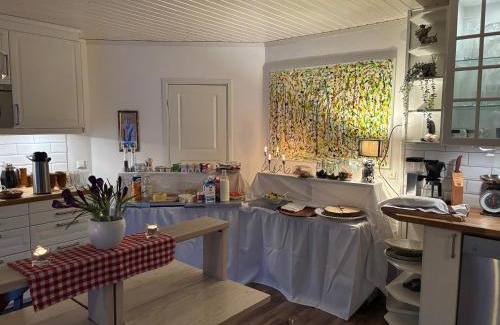 Saro Villa | Johannas ranch Särö rummet