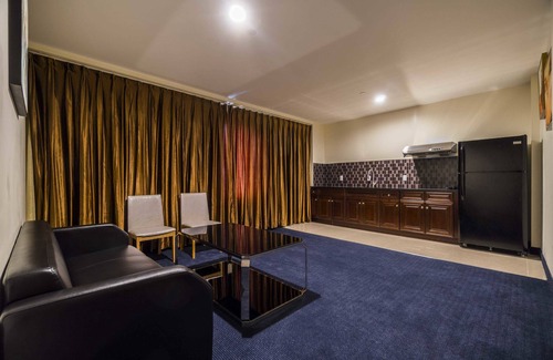 Flushing Chinatown Hotel | John Hotel