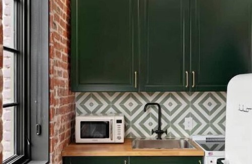 Golden Triangle Apartment | Johnny Draco Art Suite 203