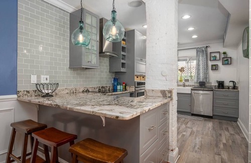 Upper Fells Point House | Johns Hopkins Historic Renovated home - Location!