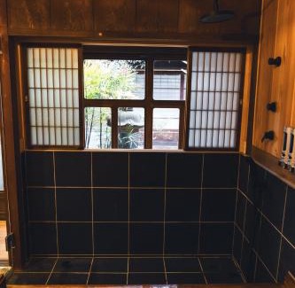 Himeji House | Johns House じょんのやど