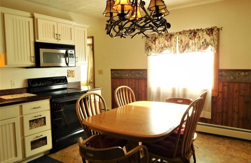 St Ignace House | Johnson's Up North in St.Ignace