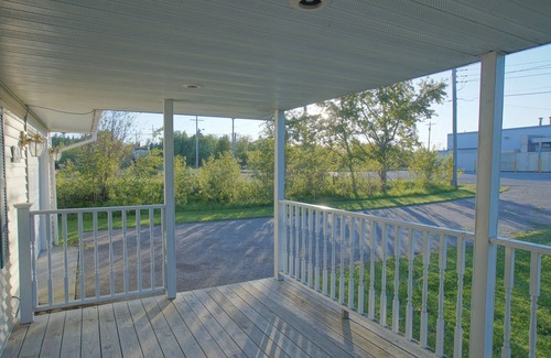 St Ignace House | Johnson's Up North in St.Ignace