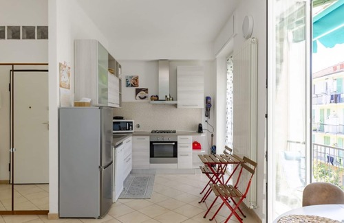 Sestri Levante Apartment | JOIVY Apt for 6, near Centre, Beach and Train Station