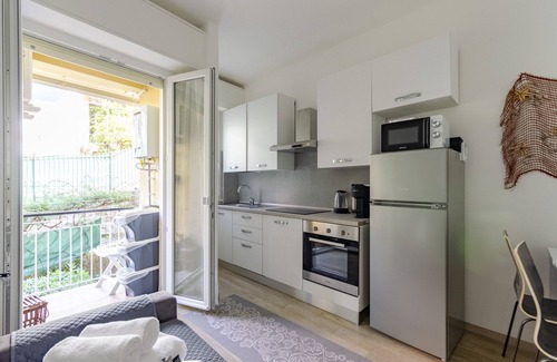 Rapallo Apartment | JOIVY Banfi’S Apartment