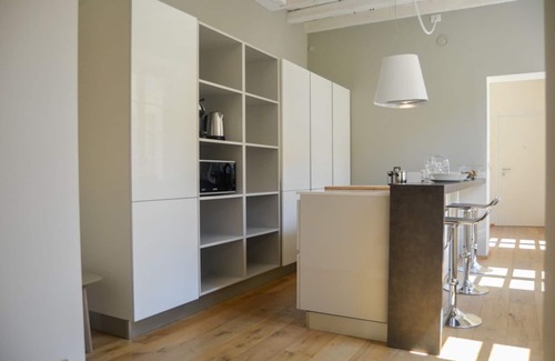 Cerchia dei navigli Apartment | JOIVY Chic 3 BR Flat w/Free parking central Milan