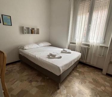 Segnano Apartment | JOIVY Cosy Studio Near Metro, Quick Ride to Milan Centre