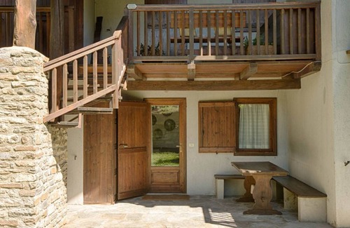 Verrand Apartment | JOIVY Route Panoramique