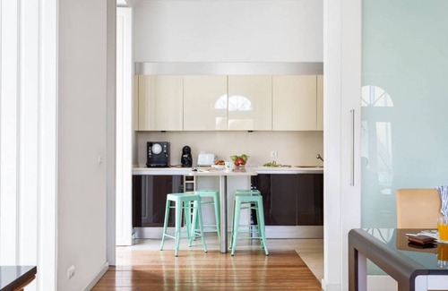Martires Apartment | JOIVY Sleek flat near Pink Street