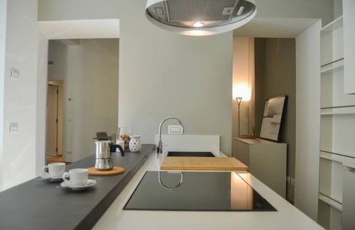Cerchia dei navigli Apartment | JOIVY Superb 2 BR Apt close to Sforzesco Castle