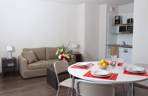 Roz-sur-Couesnon Condo | Joli Apartment avec accès piscine