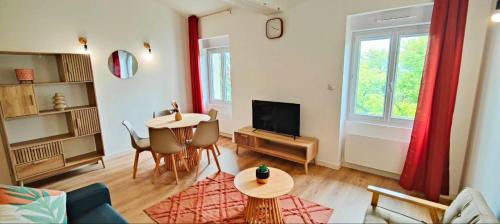 Clermont-Ferrand Apartment | Joli Appart Le Moderne Design